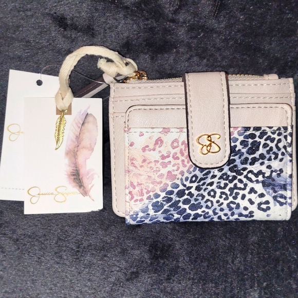 Jessica Simpson Handbags - 🪶Jessica Simpson small wallet in gift box. NWT.